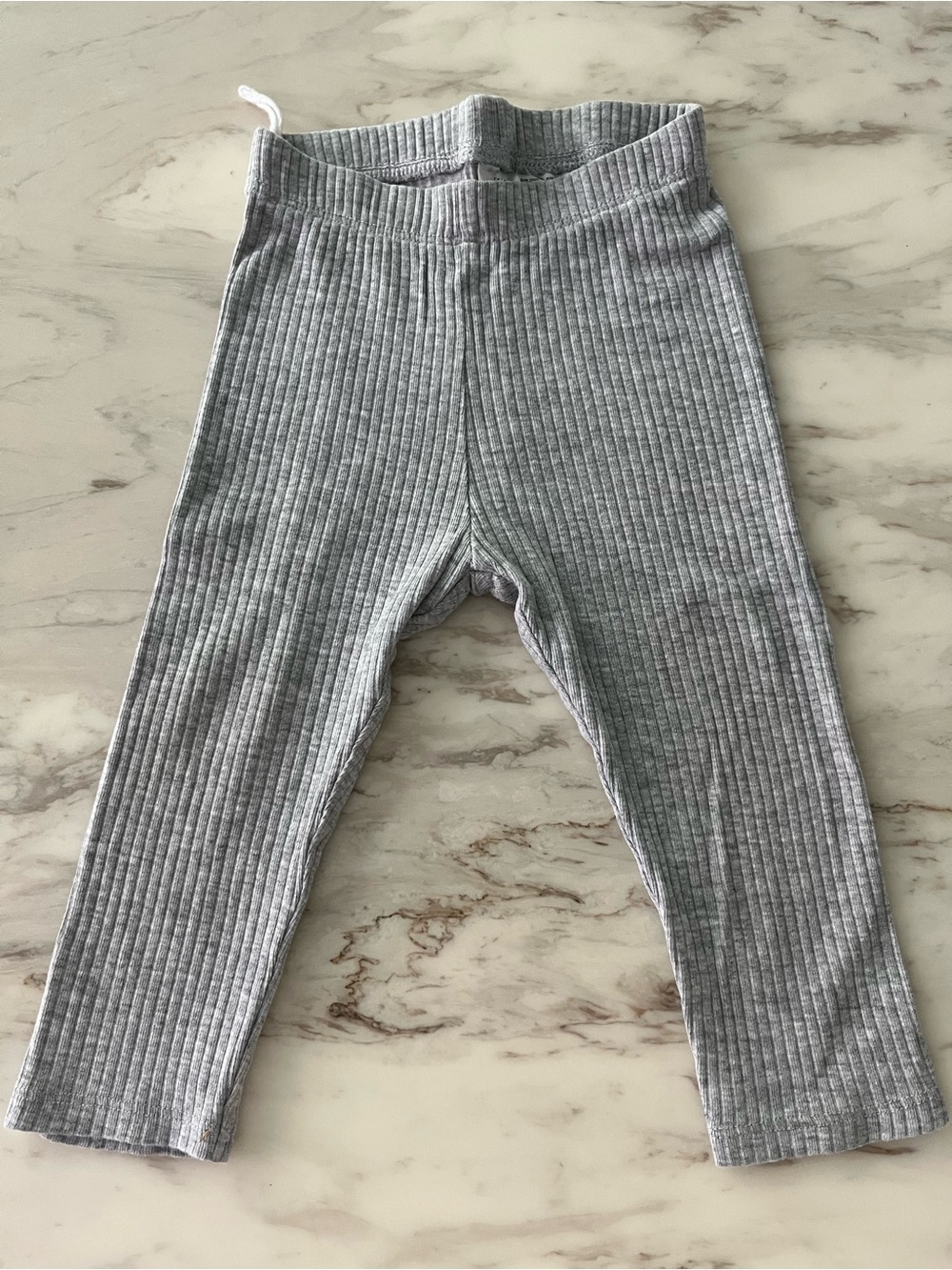 H&M Light Gray Ribbed Knit Leggings